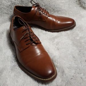 Men's dress shoes